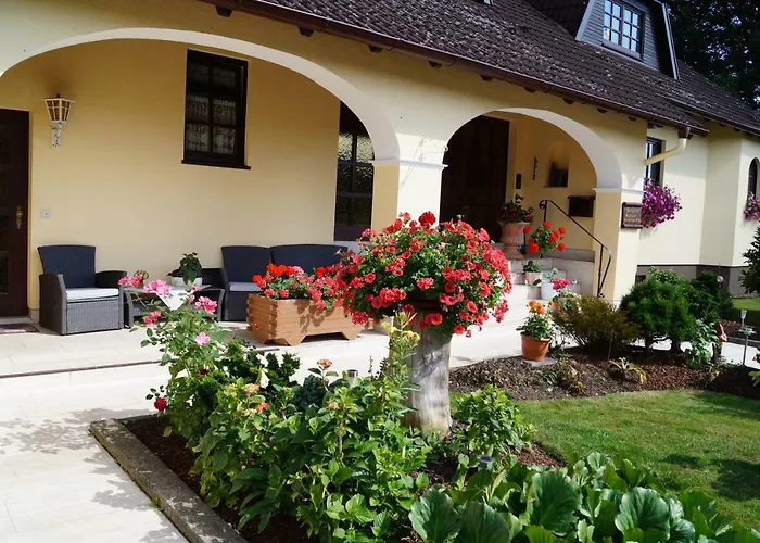 Kordula Straub 3* Waldfenster